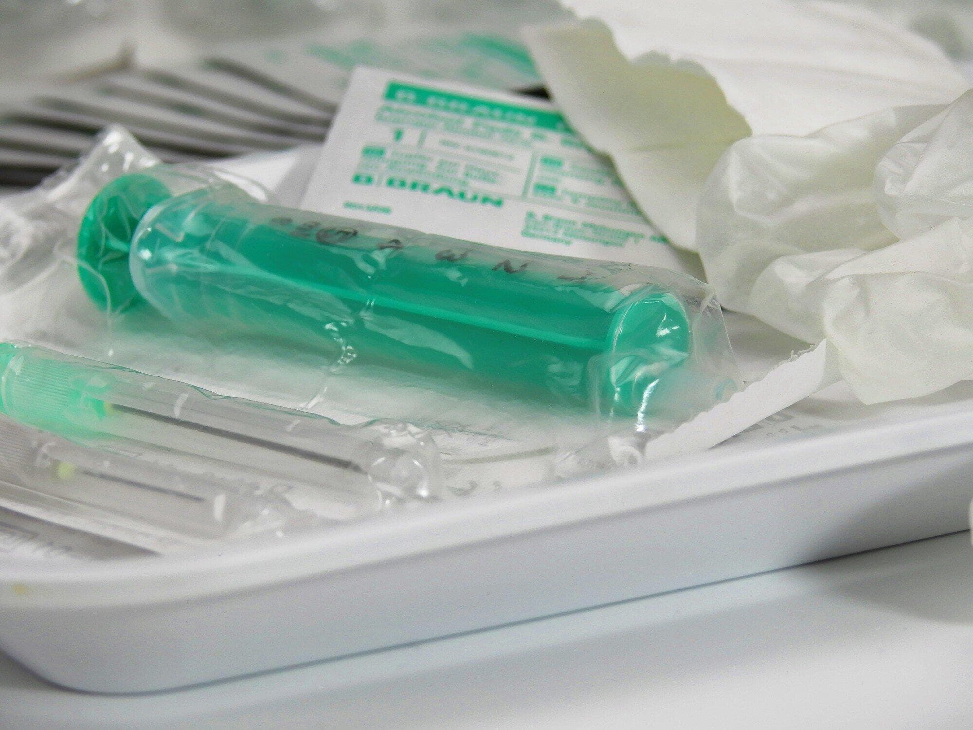 Syringe kanuelle vaccination